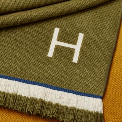Home textiles: blankets, pillows and cashmere | Hermès Netherlands